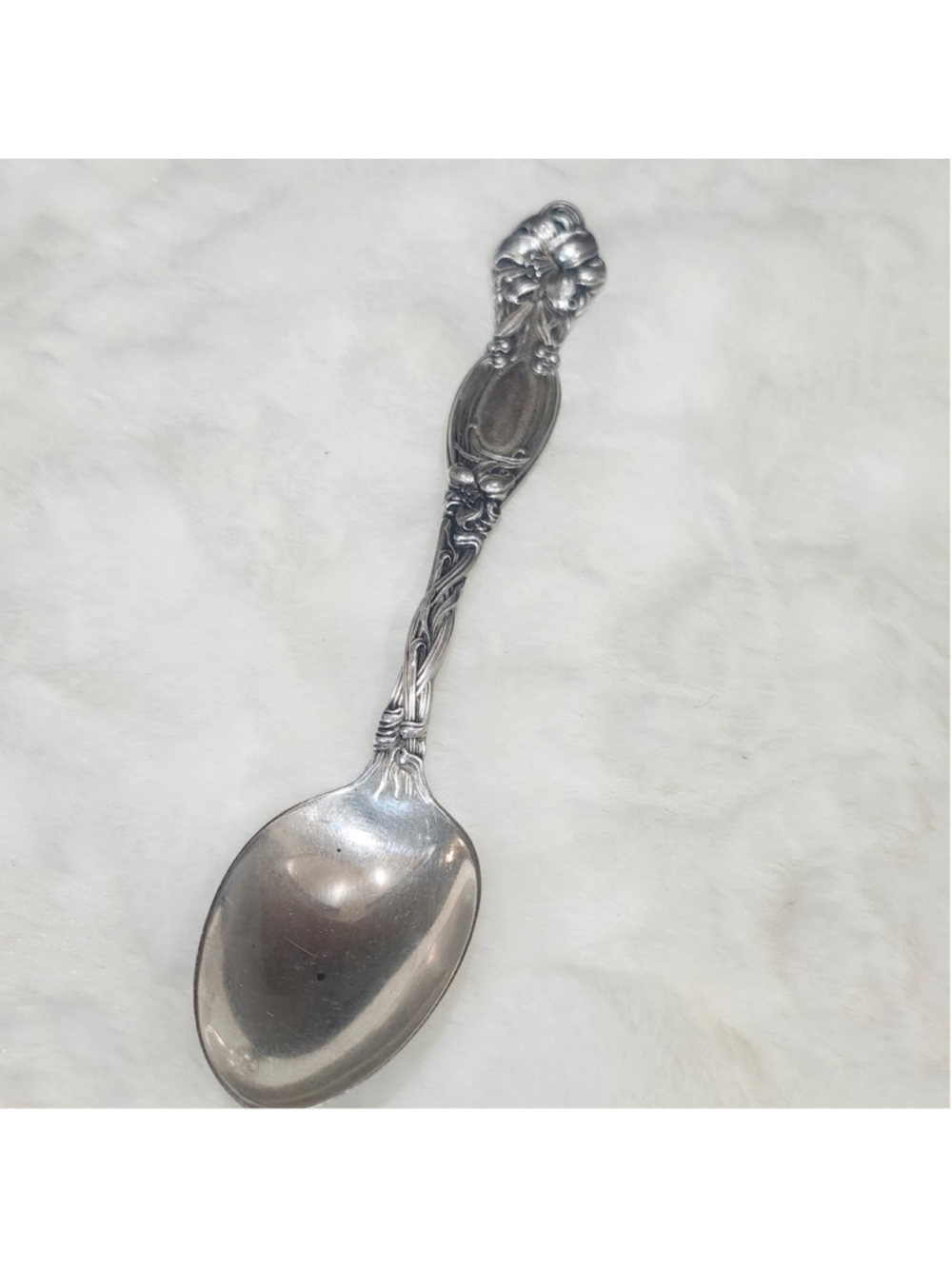 International Sterling Silver Frontenac Teaspoon 5 3/4",
